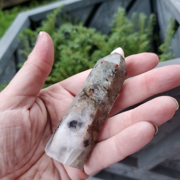 Crystal Tower Point Dragon Blood - Picture 2 of 2